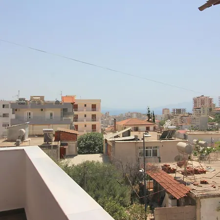 Veseli Luxury Σαράντα