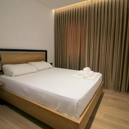 Veseli Luxury ساراندا