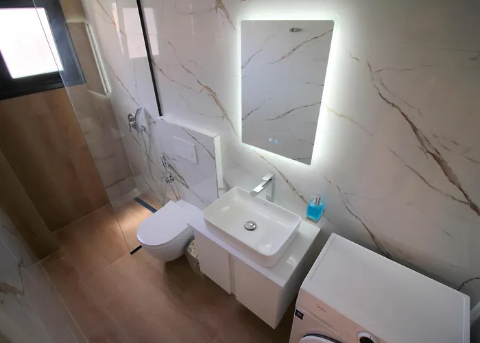 Veseli Luxury Apartment Sarandë