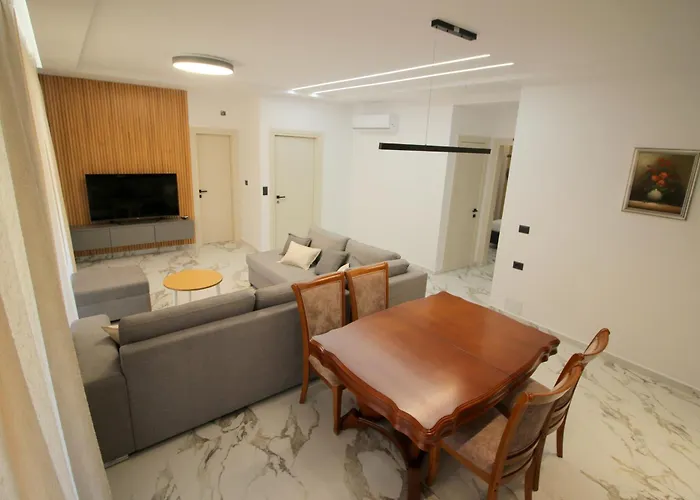 Veseli Luxury